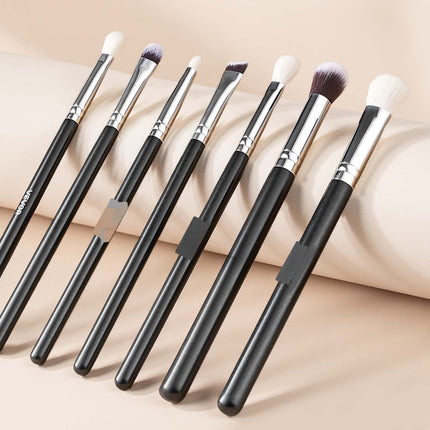 15-Piece Makeup Brush Set, Vegan Synthetic, Wood Handle