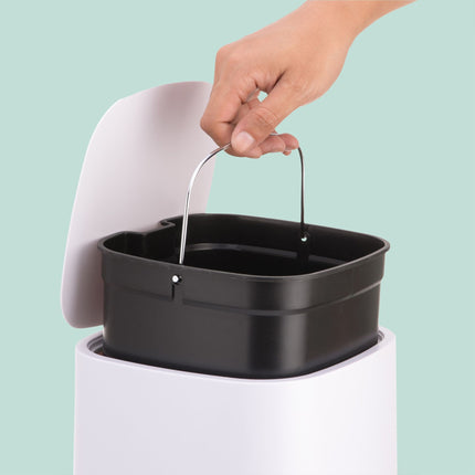 Coș de gunoi pătrat cu pedală, 9 l, plastic, capac cu închidere silențioasă