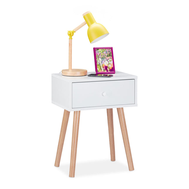 Noptiera stil scandinav