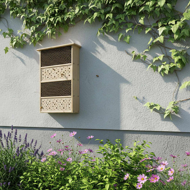 Hotel de albine – Habitat mare din lemn pentru insecte