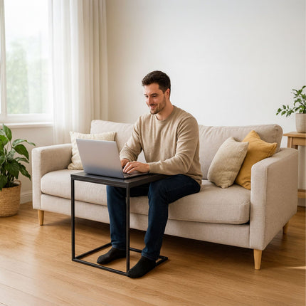 Măsuță laterală în formă de C - Design industrial care economisește spațiu