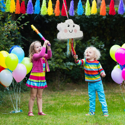 Pinata în nor pentru petreceri pentru copii - umplută și distractivă