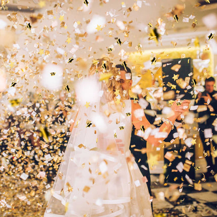 Confetti tun stele de aur