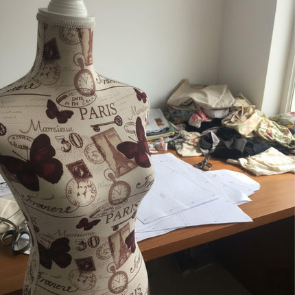 Manechin de croitorie 36/38 cu suport, înălțime reglabilă