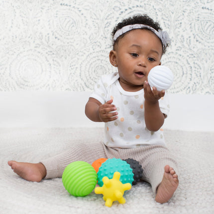 Infantino Set de mingi texturate