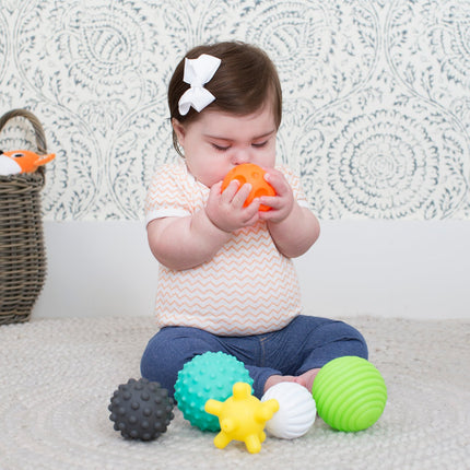 Infantino Set de mingi texturate