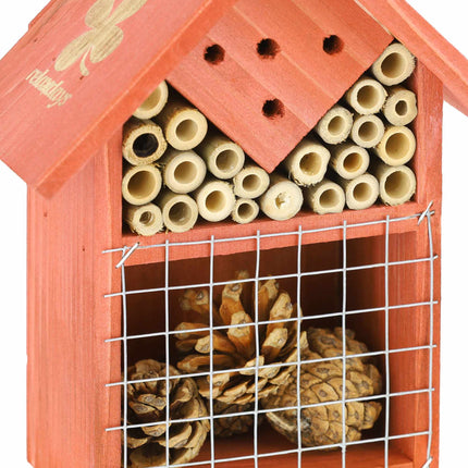 Hotel de insecte pentru insecte benefice