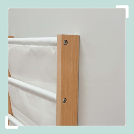 Raft de cărți de perete pentru copii cu buzunare din material textil – Natural/Alb