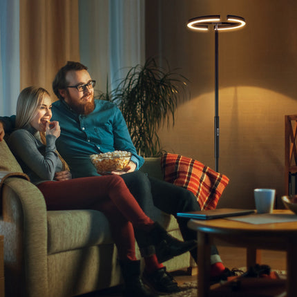 Lampă de podea LED – reglabilă intensitate 3000-6000K, cu telecomandă