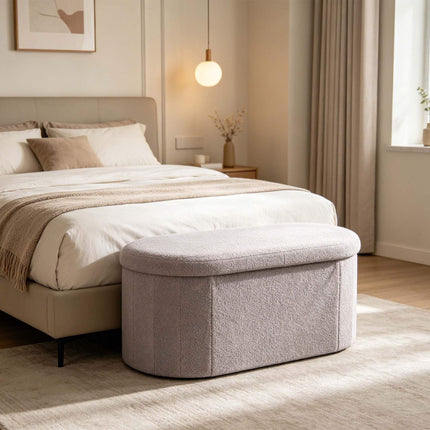 Bancă de depozitare din material textil Teddy gri deschis – ovală, 76 cm