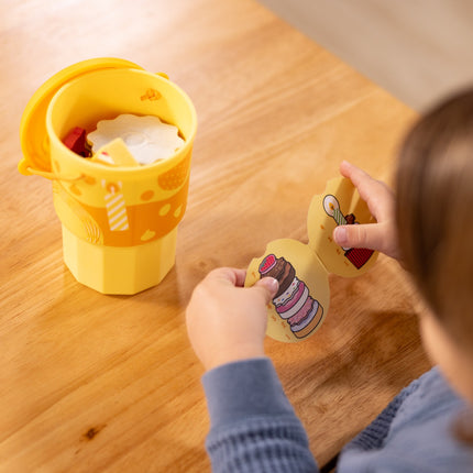 Melissa & Doug Set de joacă Play To Go - tort și fursecuri