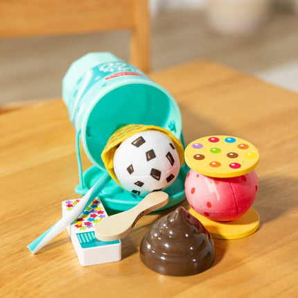 Melissa & Doug Set de joacă cu înghețată Play To Go