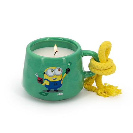 Lumânare parfumată Minions în cană ceramică – Fructat și floral
