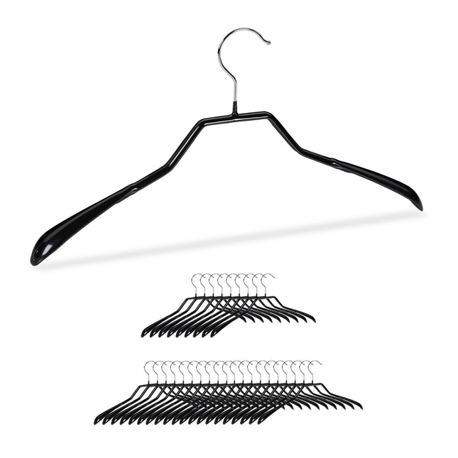 Set cu umerase pentru costume antiderapante