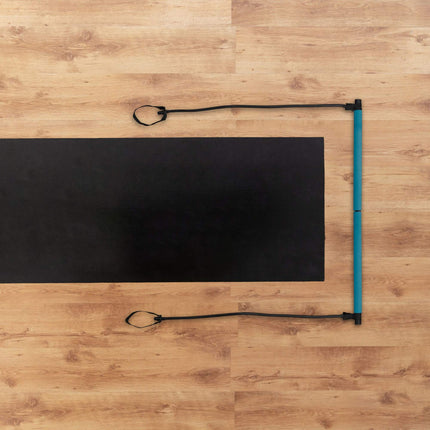 Bar Pilates cu benzi de rezistență