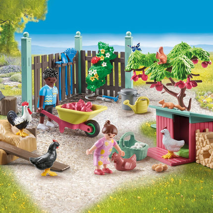 Playmobil My Life Mica fermă de găini din grădina Tiny House 71510