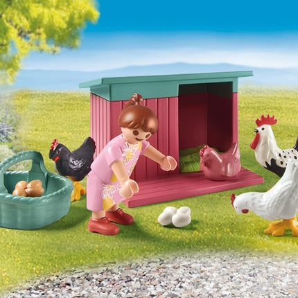 Playmobil My Life Mica fermă de găini din grădina Tiny House 71510