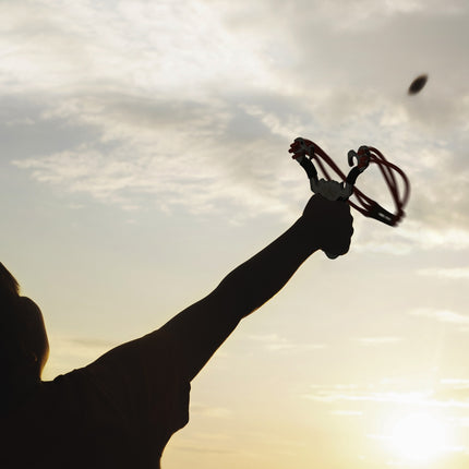 Professional slingshot with latex bands