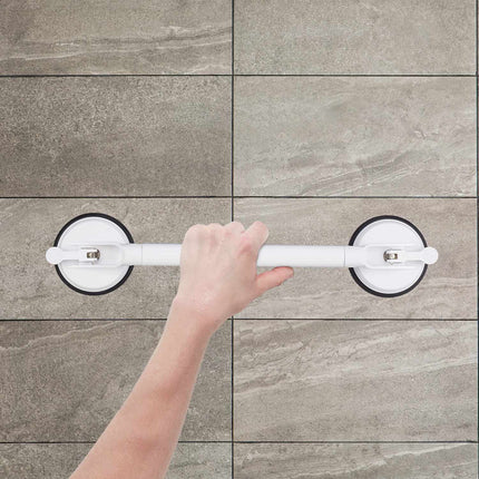 Retractable suction handle