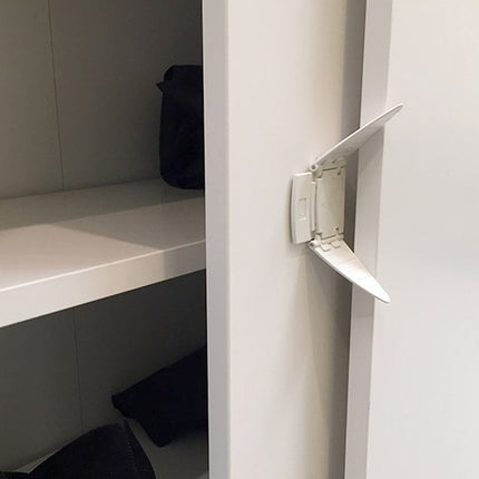 Sliding door lock