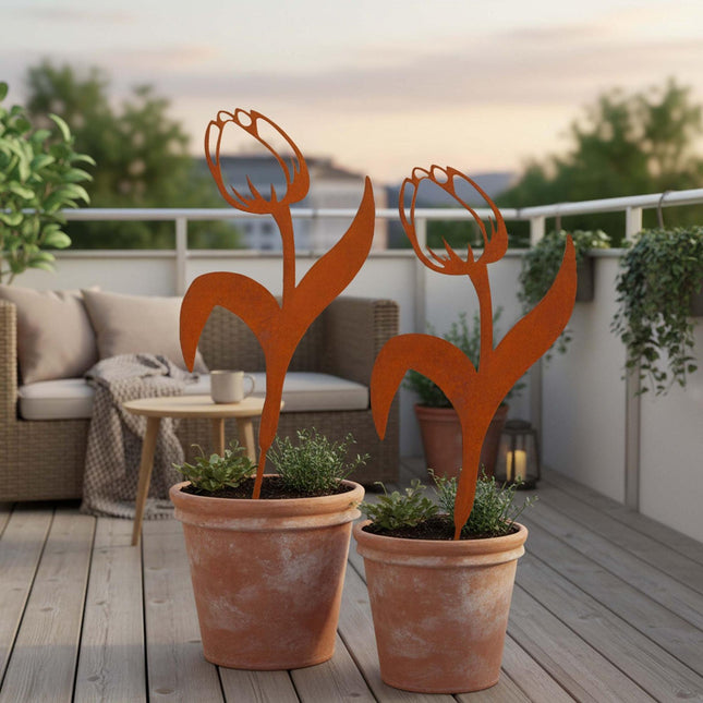 Tulip Garden Stakes, Set Of 2 – Rust-Effect Outdoor Decor