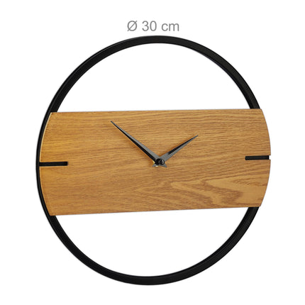 Ceas de perete cu design din lemn