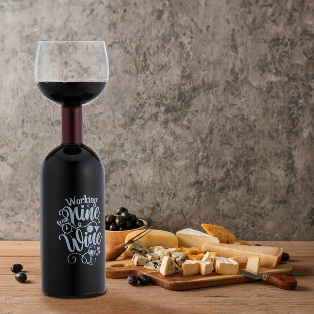 Sticla de vin - Conține 750 ml, cadou distractiv pentru iubitorii de vin