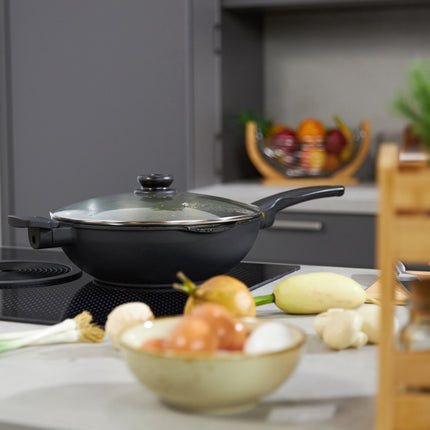 Wok cu capac