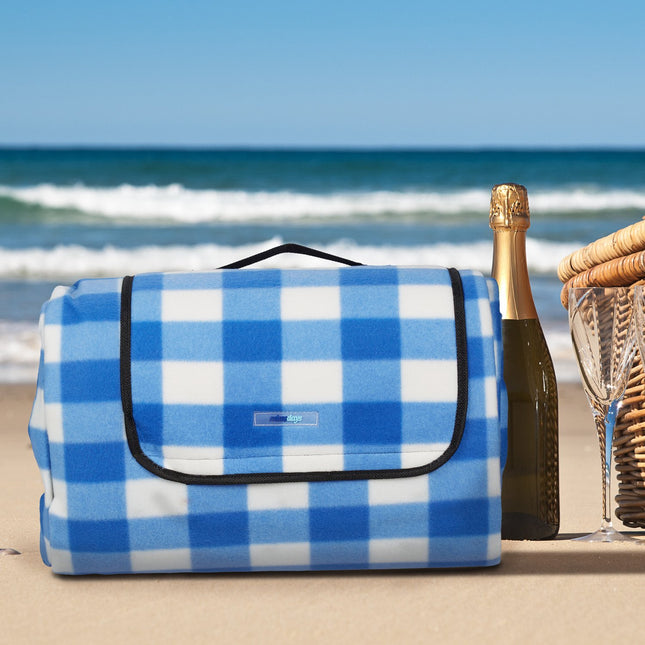 Pătură de picnic XXL în carouri albastre și albe